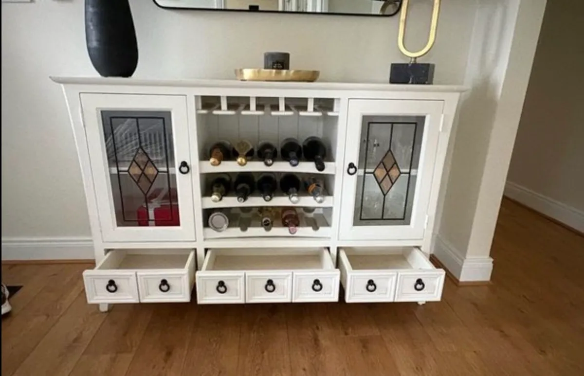 Console Table - Image 1