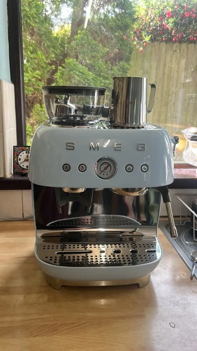 Smeg Coffee machine EGF03PB - Image 3