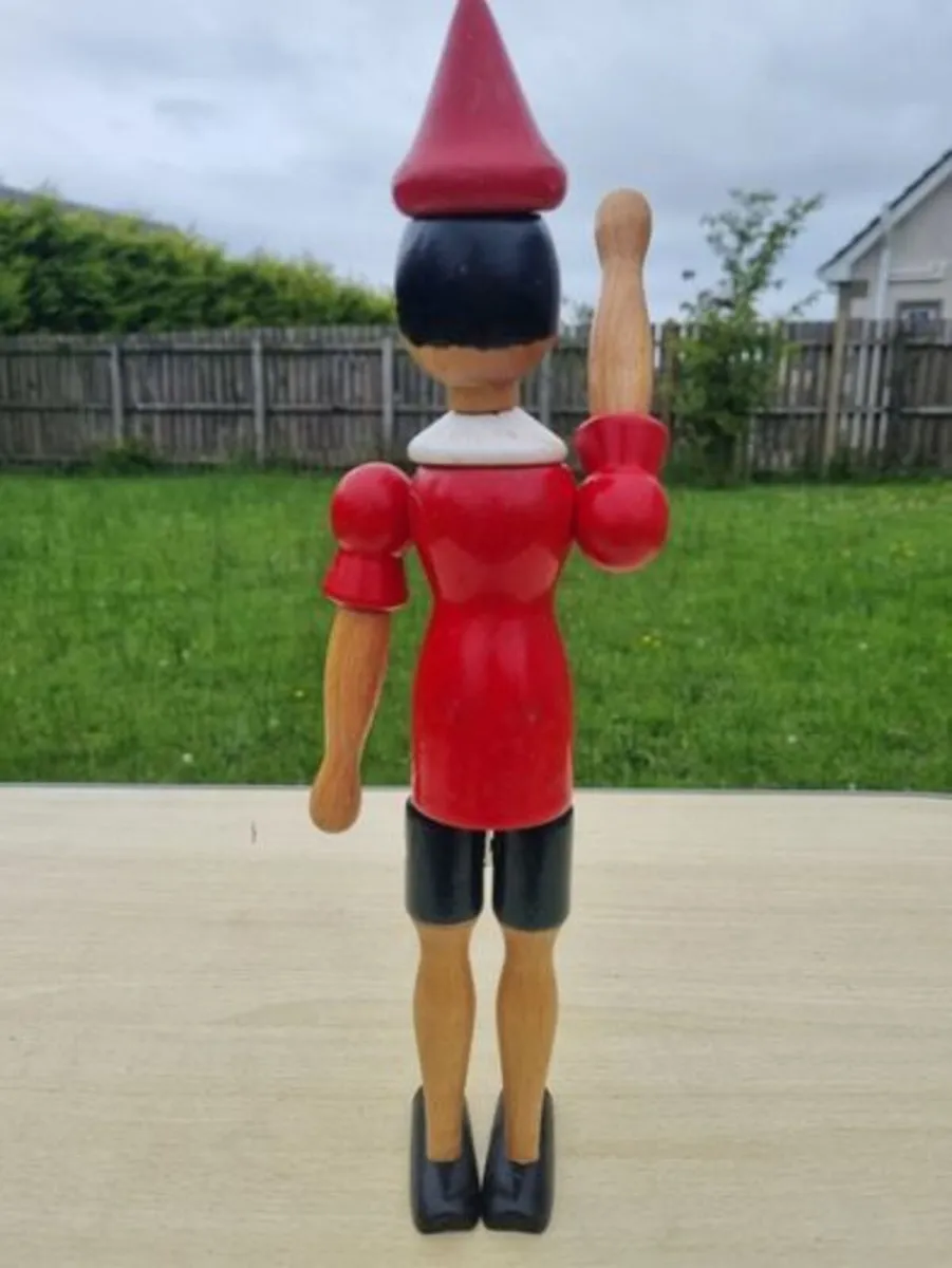 Vintage classic wooden Pinocchio figurine - Image 3