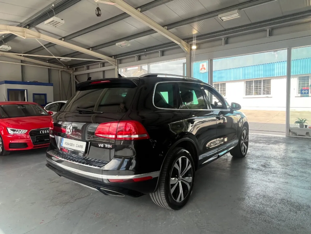 Volkswagen Touareg CV 3.0 TDI 262B 262BHP V6 5DR A - Image 4