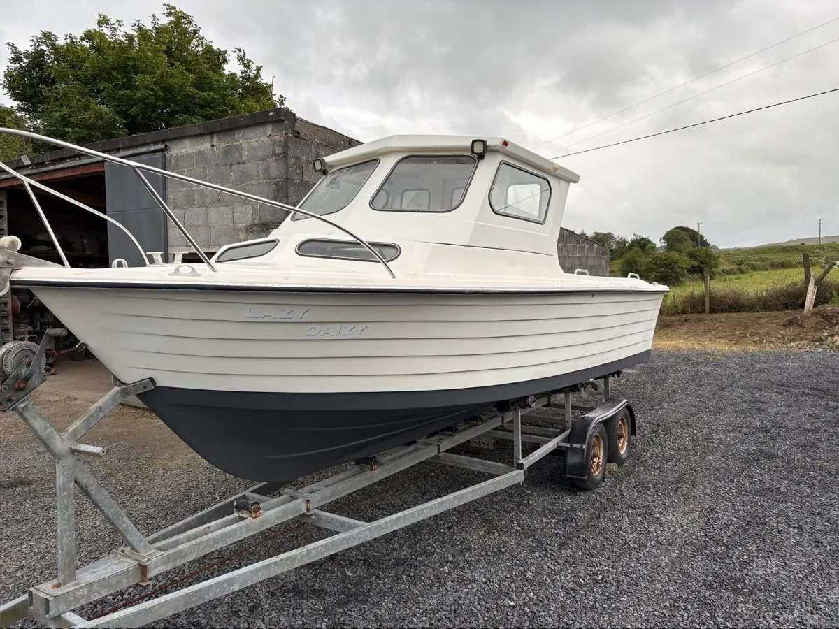 23ft Manxman Cabin Boat - Image 1