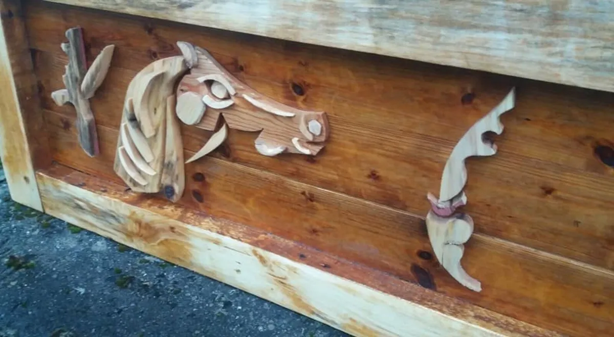 Rustic Horse Head Wood Art Display / Sign - Image 1