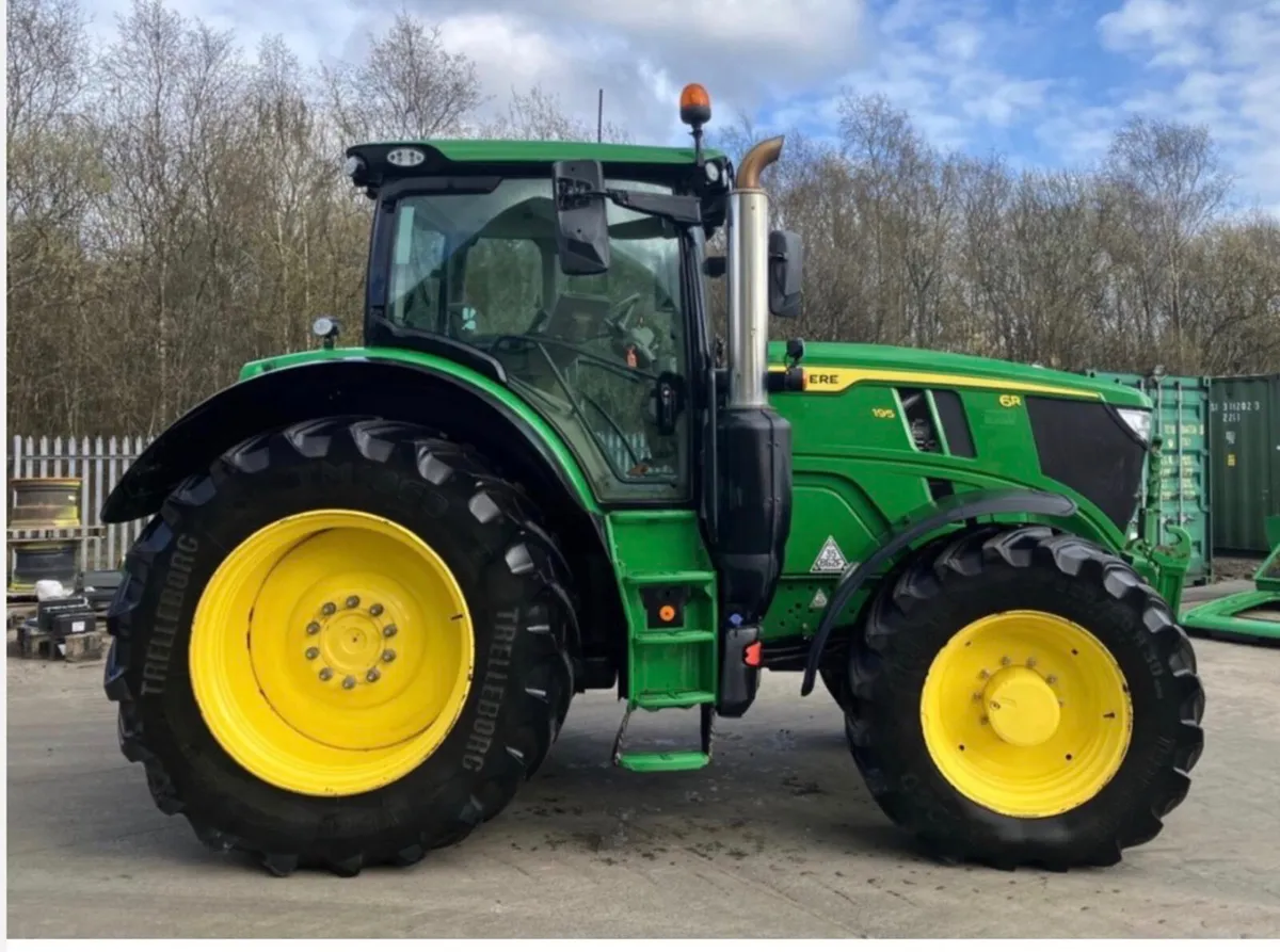 2023 John Deere 6R195 - Image 2