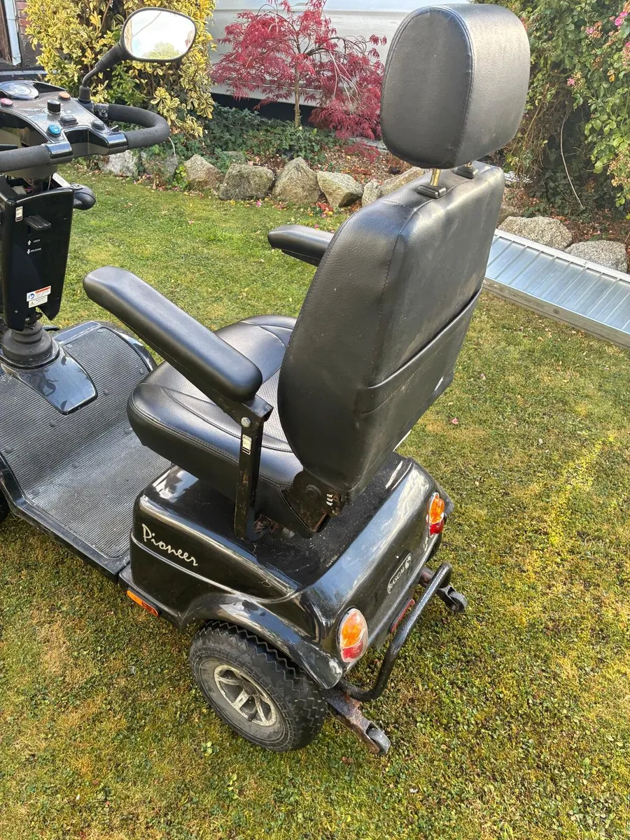 Mobility Scooter Rascal Pioneer - Image 3