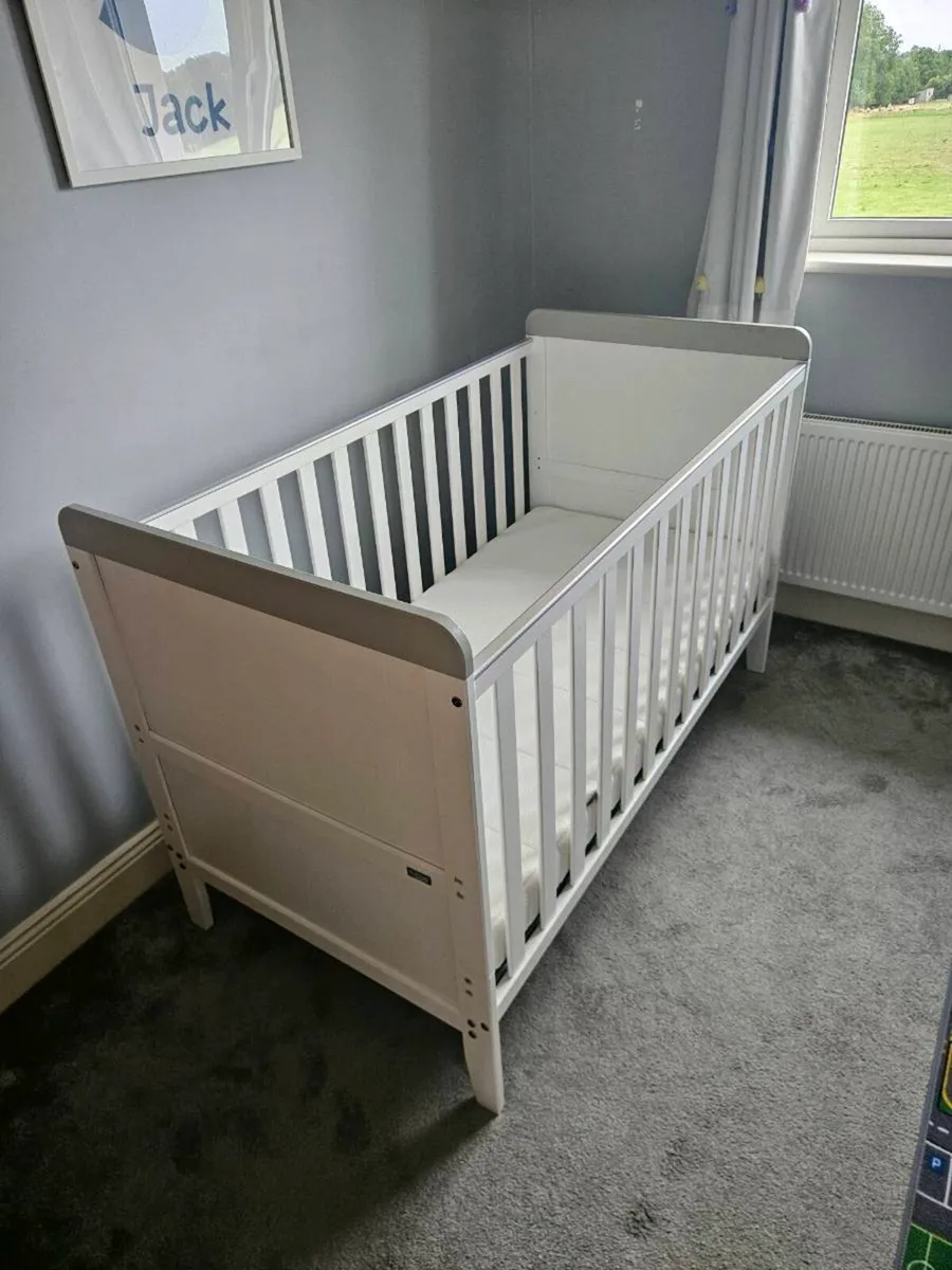 Baby Elegance Cot - Image 2