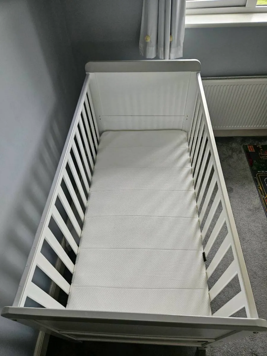 Baby Elegance Cot - Image 3