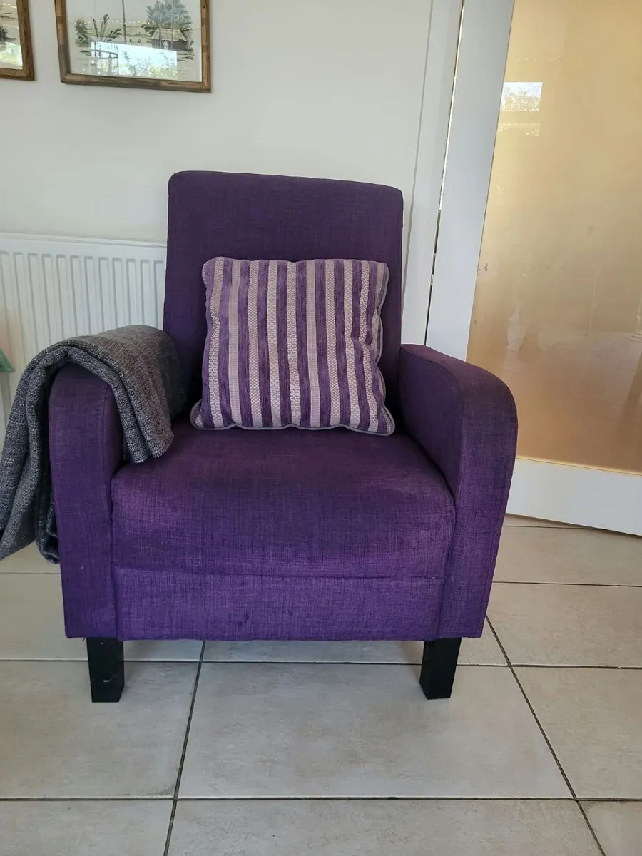 Armchairs - Image 1