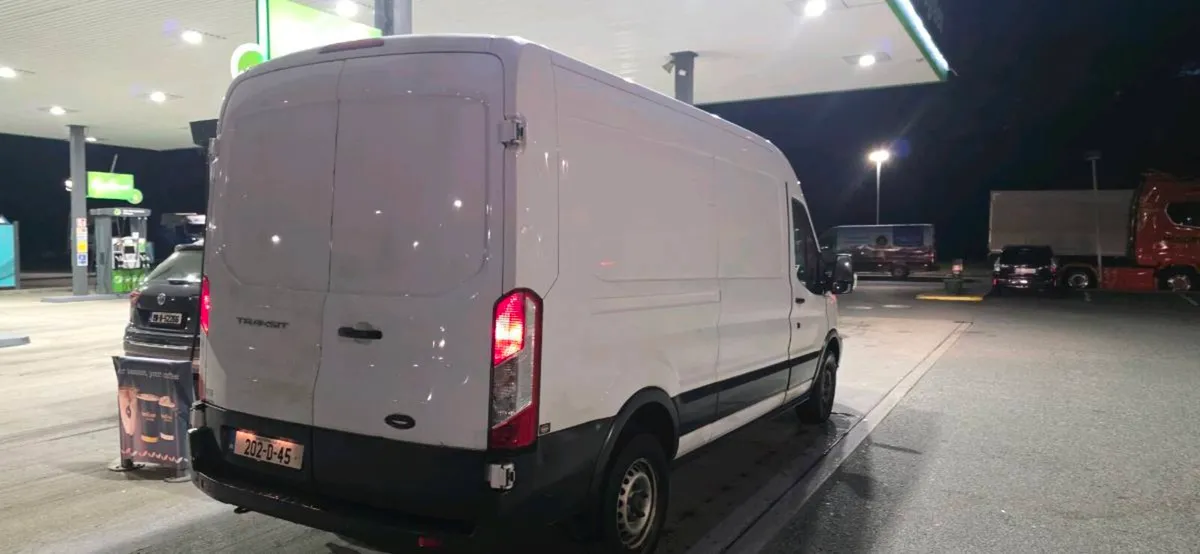 Ford transit 2020 lwb no tested or tax - Image 4