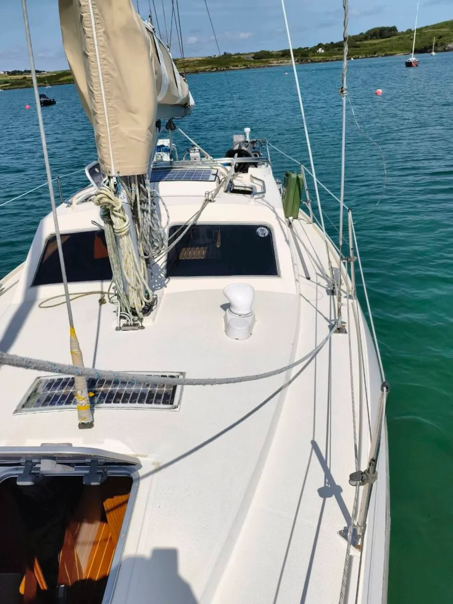 Southerly 100 cruising yacht sailboat - Image 4
