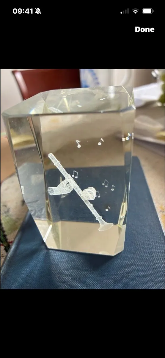 3D Enscribed Glass Clarinet Player - Image 4