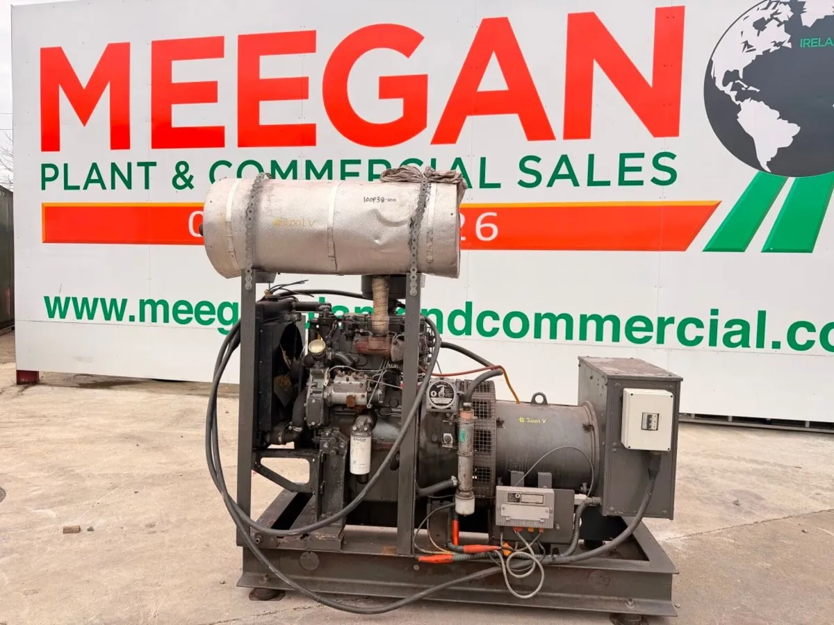 17 kVA PERKINS GENERATOR  240V SINGLE PHASE - Image 1