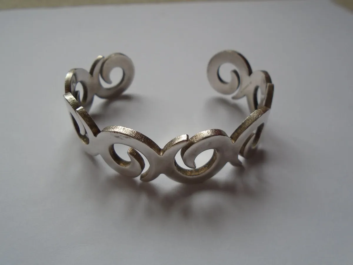 Jewellery, Bangle, Newbridge jewellery - Image 1