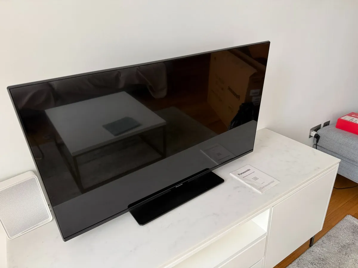 Panasonic 43-inch 4K Ultra HD Smart TV - Image 4