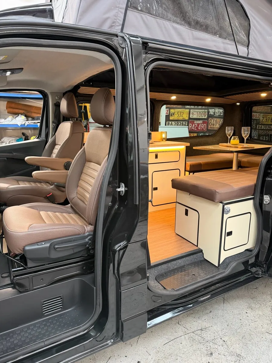 Camper Van - Image 4