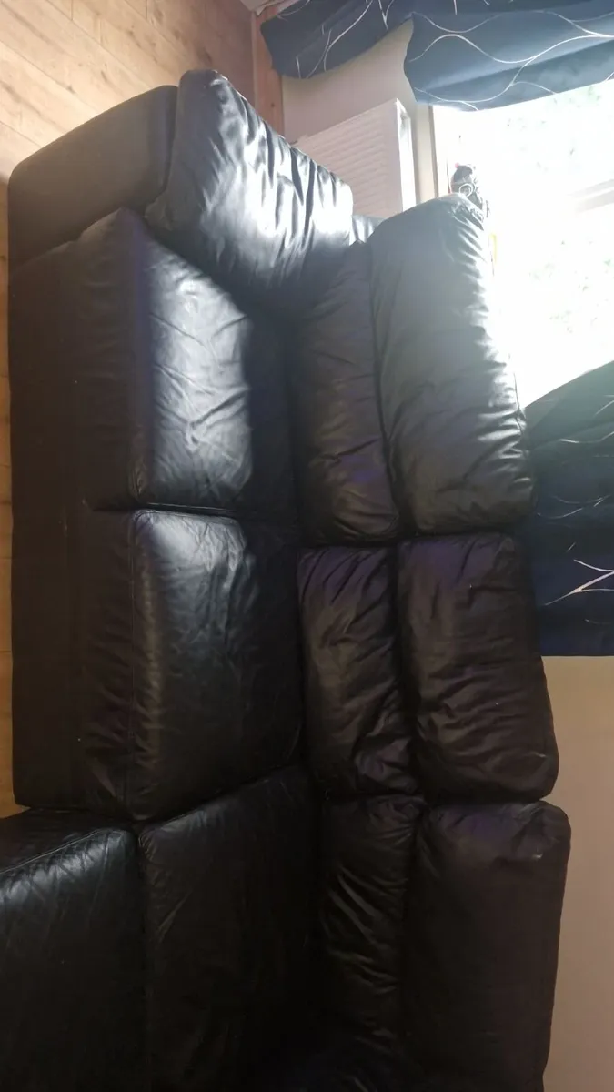 Corner couch leather - Image 1