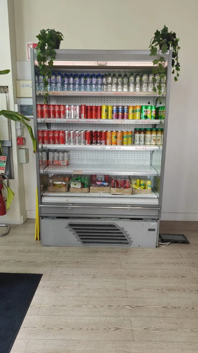 Commercial open display fridge - Image 2