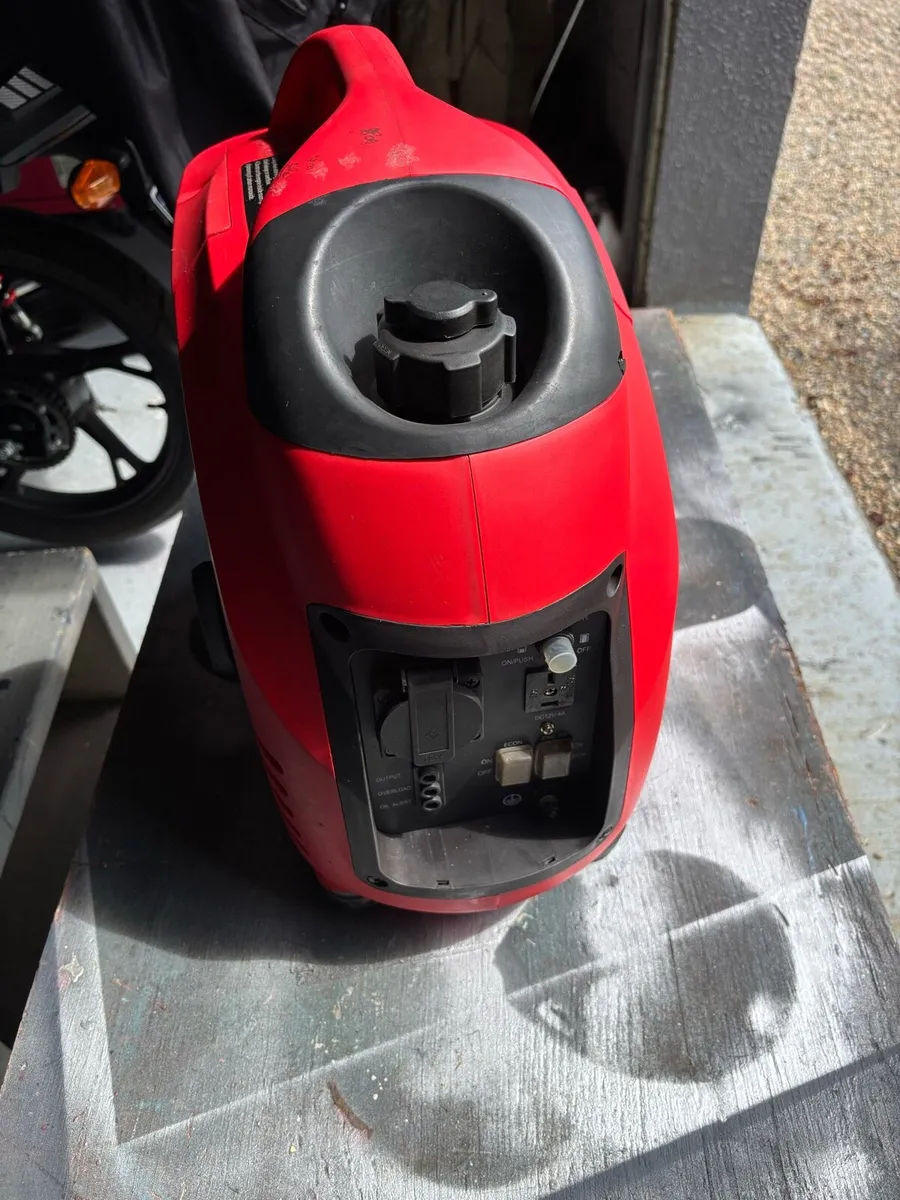 1500wat Sealey inverter generator - Image 3