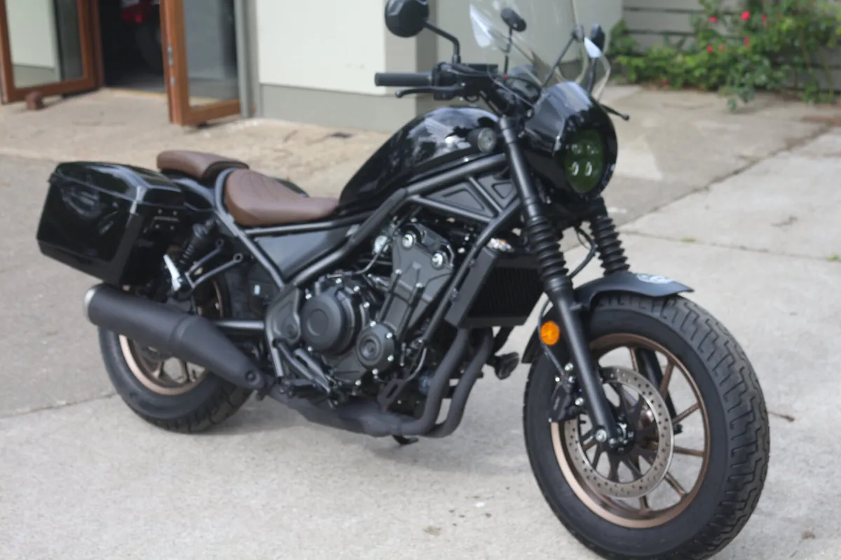 2025 Honda  CMX500 Rebel - Image 2