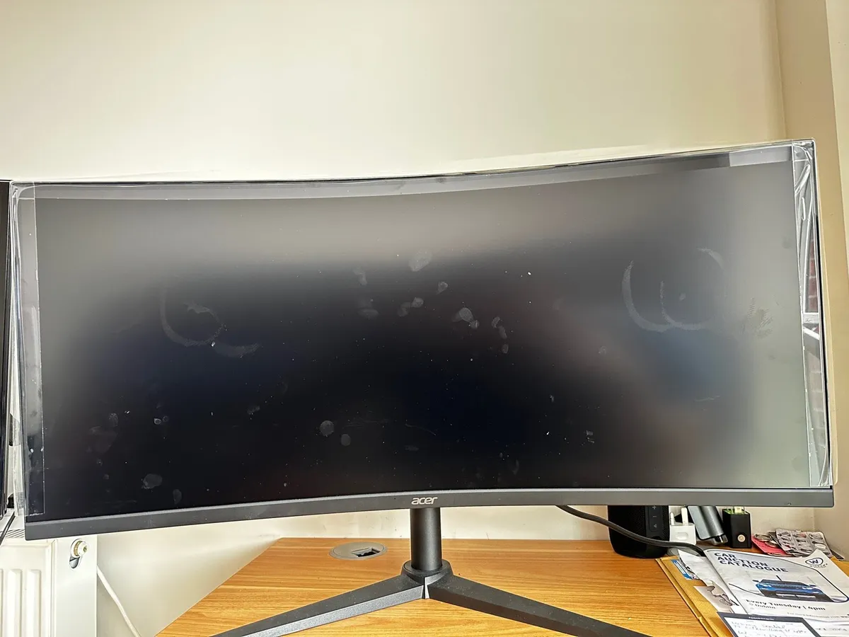 Acer Nitro XZ0 34” Curved Gaming Monitor Like New - Image 2