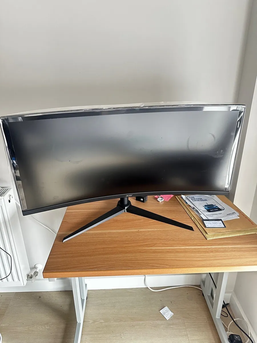 Acer Nitro XZ0 34” Curved Gaming Monitor Like New - Image 3