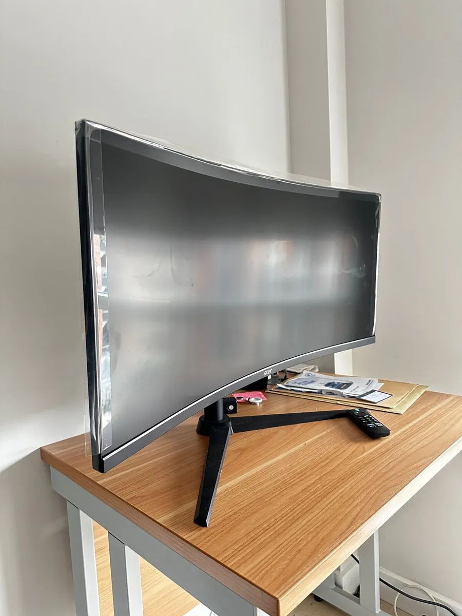 Acer Nitro XZ0 34” Curved Gaming Monitor Like New - Image 4