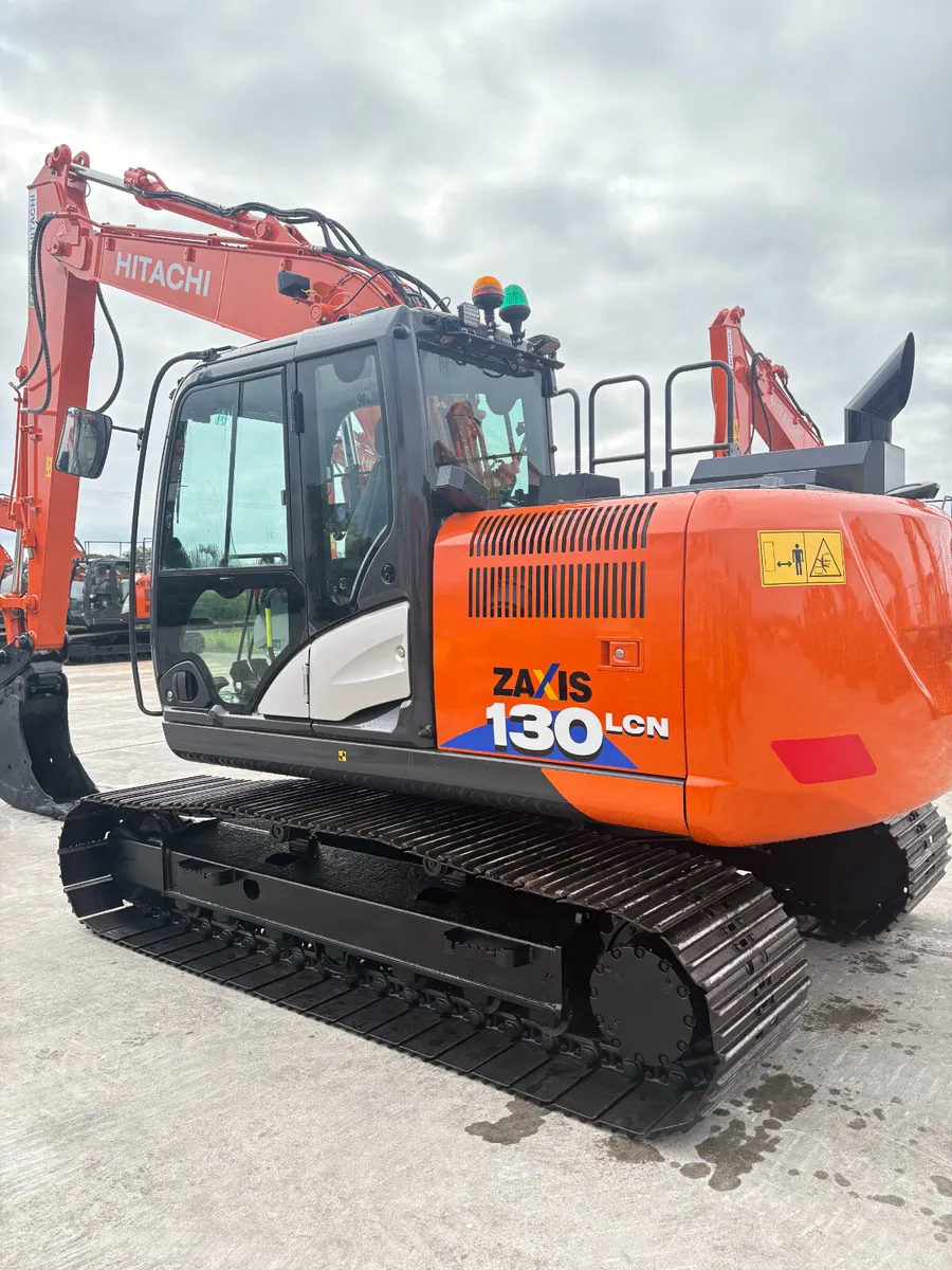HITACHI ZX130-6 - Image 4