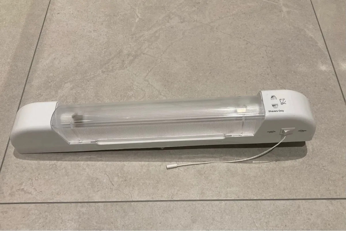 Bathroom lamp, new