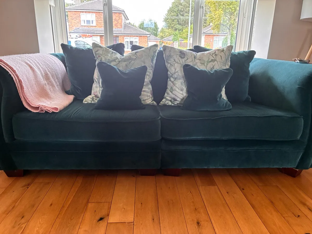 3 seater couch - Image 2