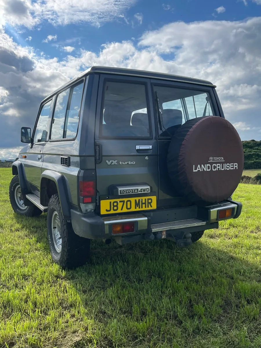 toyota landcruiser 70 - Image 4