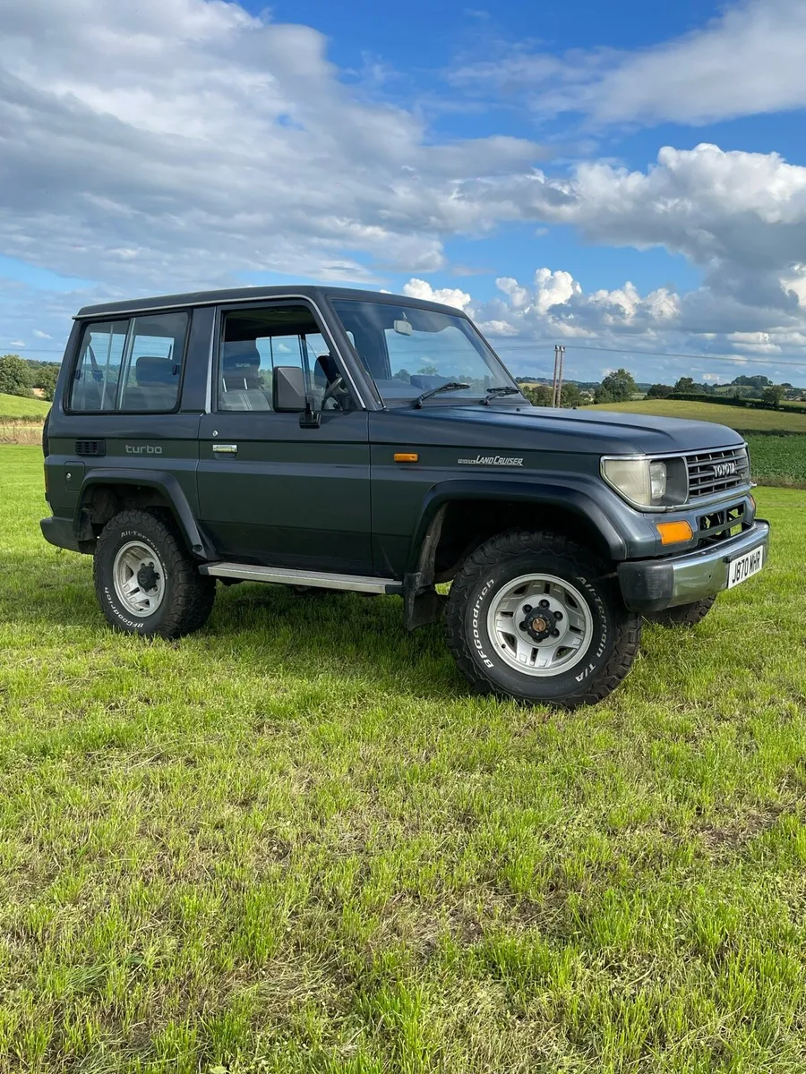 toyota landcruiser 70 - Image 2
