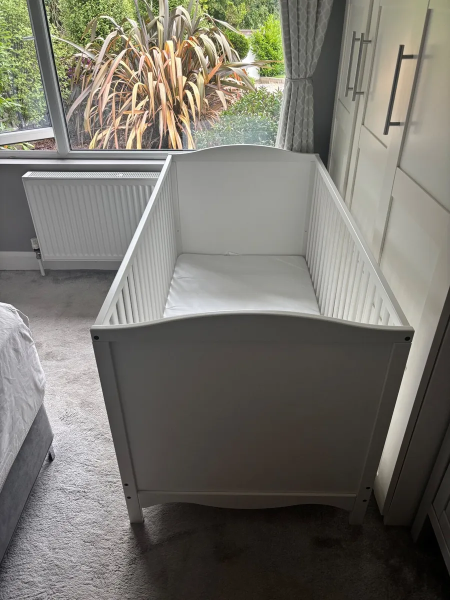 Cot - Image 2
