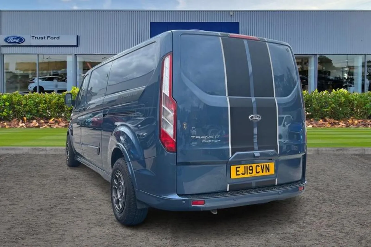 Ford Transit Custom 310 Sport AUTO L2 LWB FWD 2.0 - Image 2