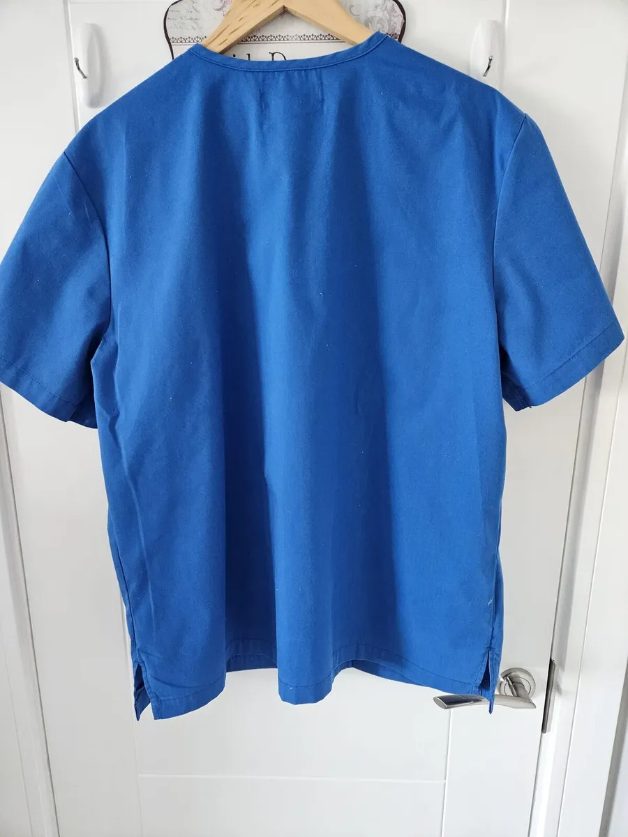Scrub Top, v neck - Image 3