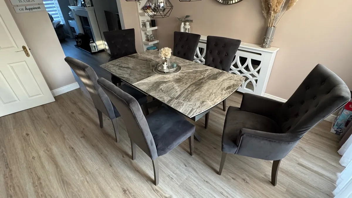 Dinning table and chairs - Image 3
