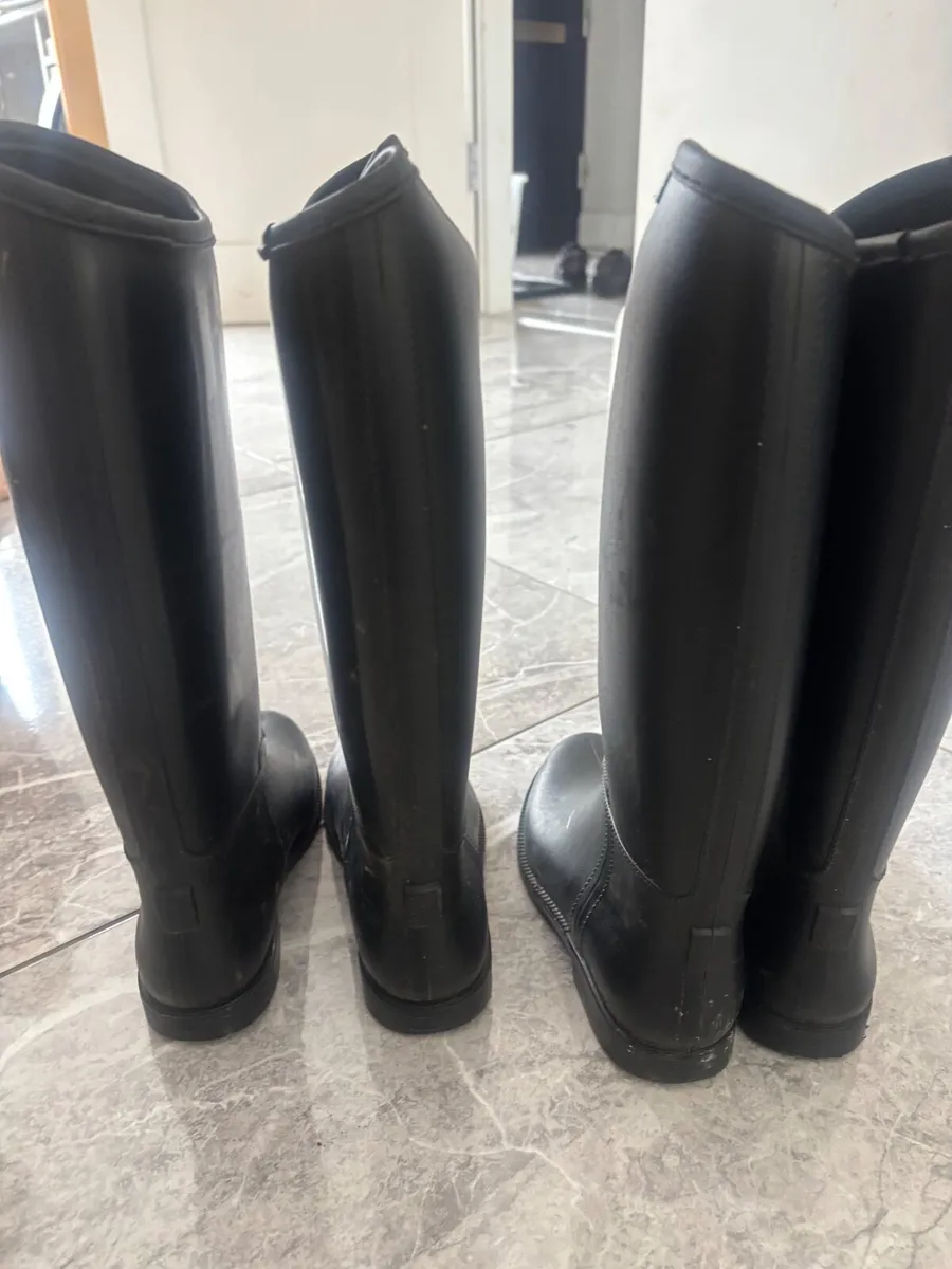 Horse riding boots - Image 1