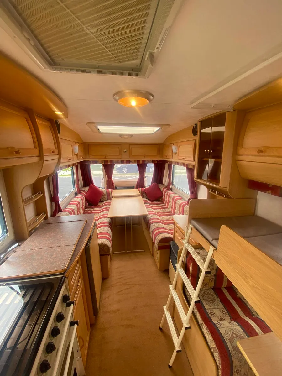 05 model coachman pastiche - Image 1