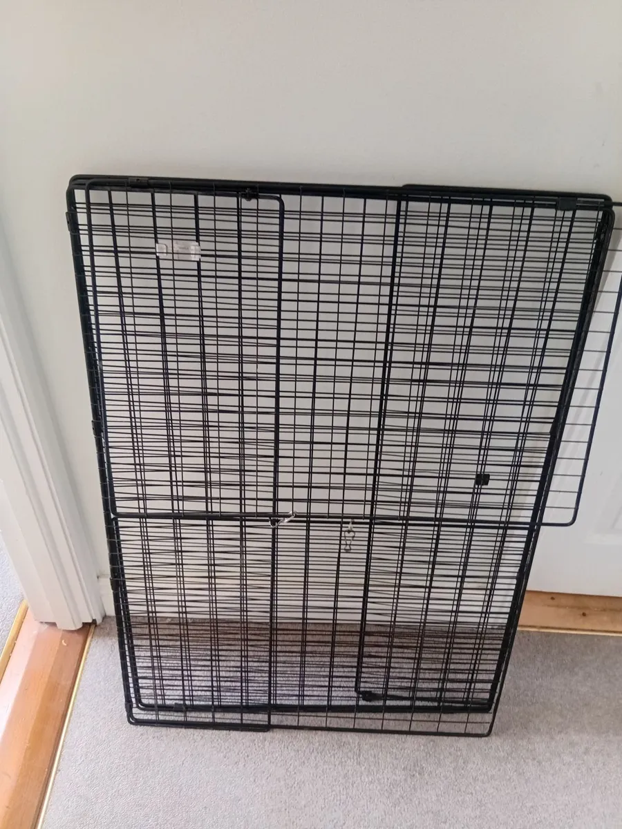 Childs Cot and fireguard - Image 3