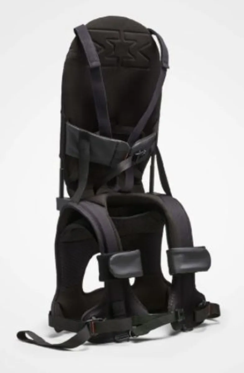 Baby/toddler/child shoulder carrier with Sunshade - Image 1