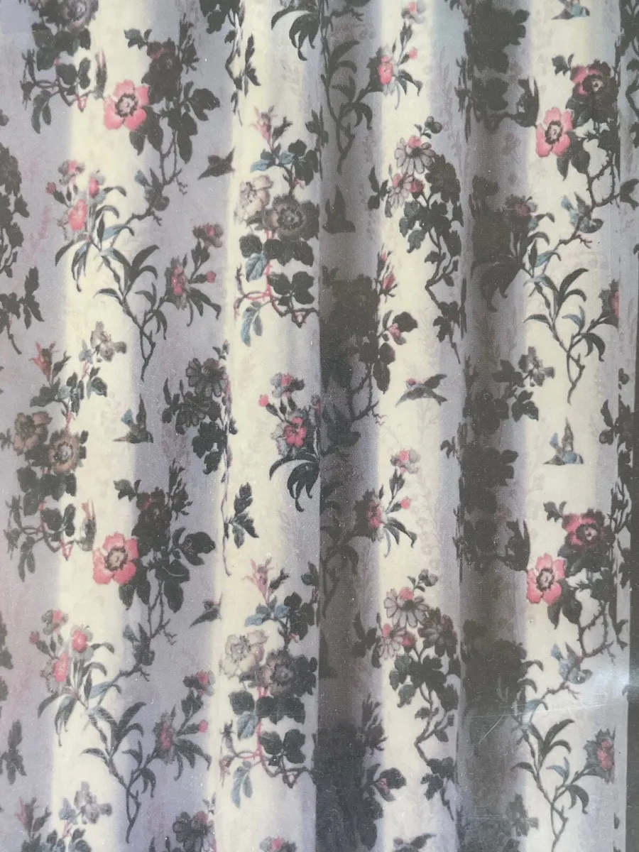 Brand New Eyelet curtains lined - Image 1