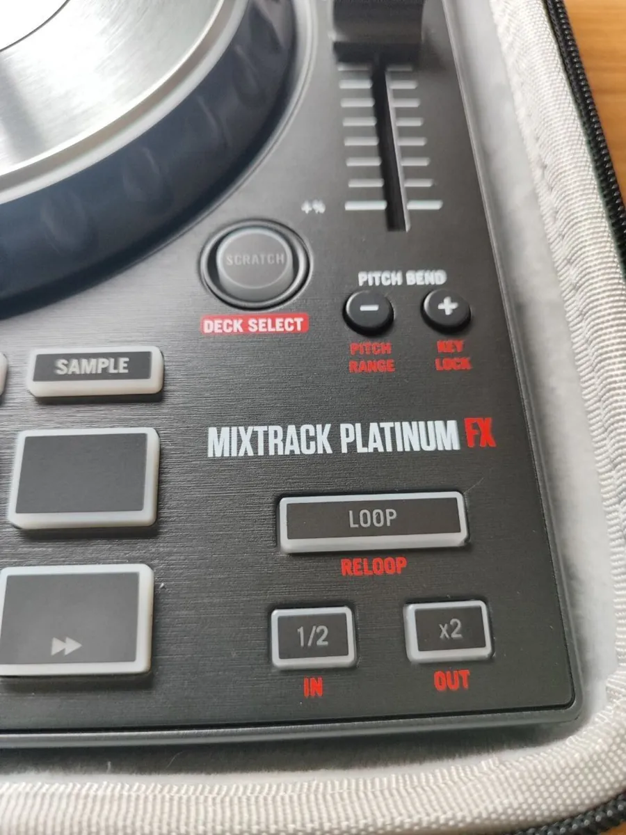 Numark Mixtrack Platinum FX DJ Controller + Case - Image 2