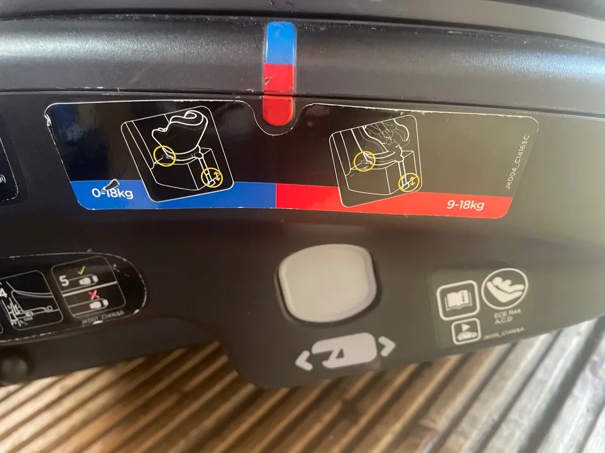 Car seat - Image 1