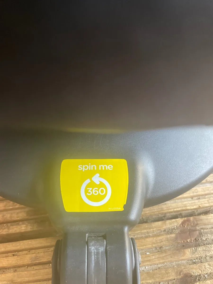 Car seat - Image 4