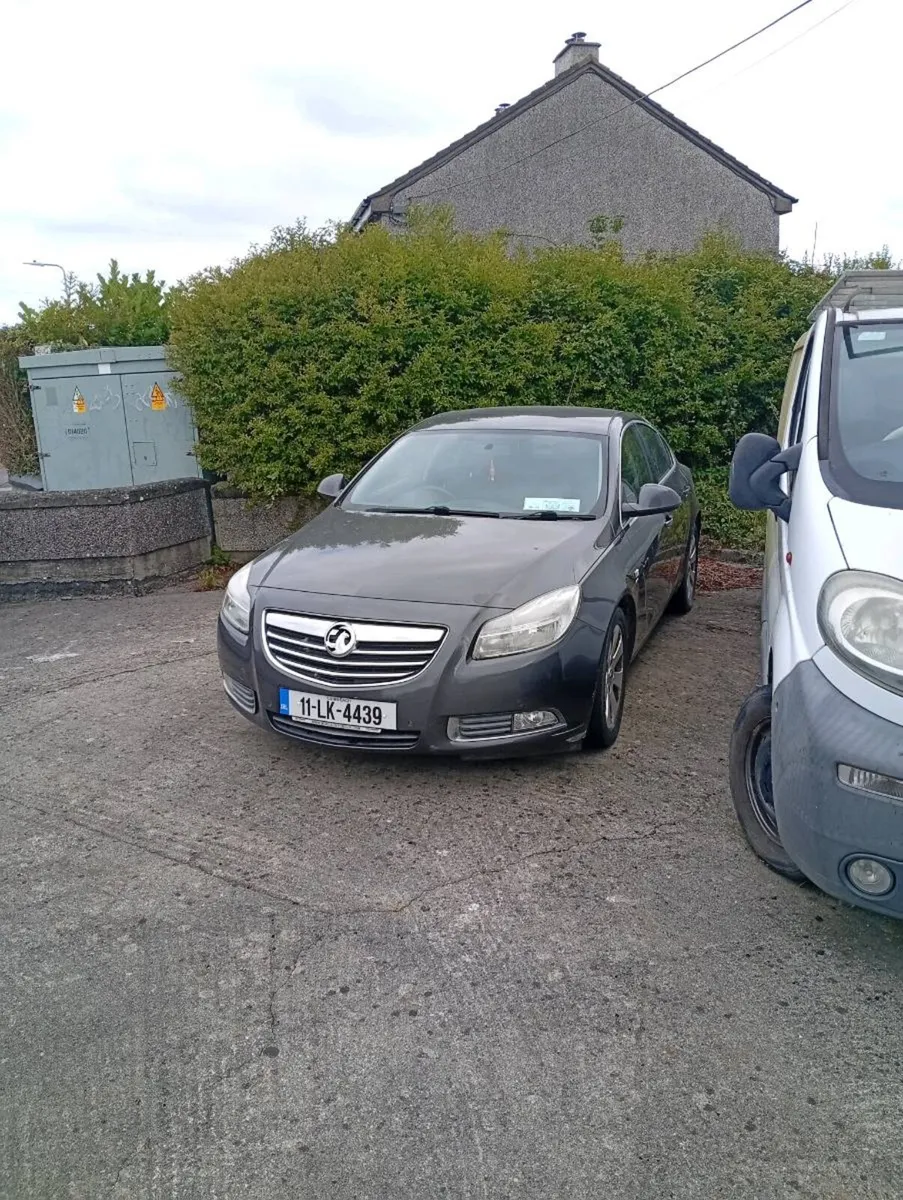 Vauxhall Insignia 2011 (needs few bits) No Offers - Image 2