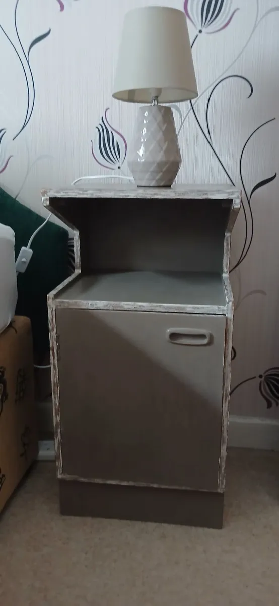 Bed side locker - Image 1