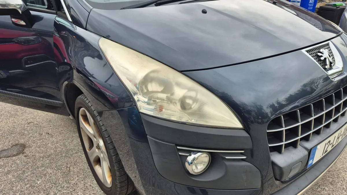 Car Headlights polishing restauration - Image 4