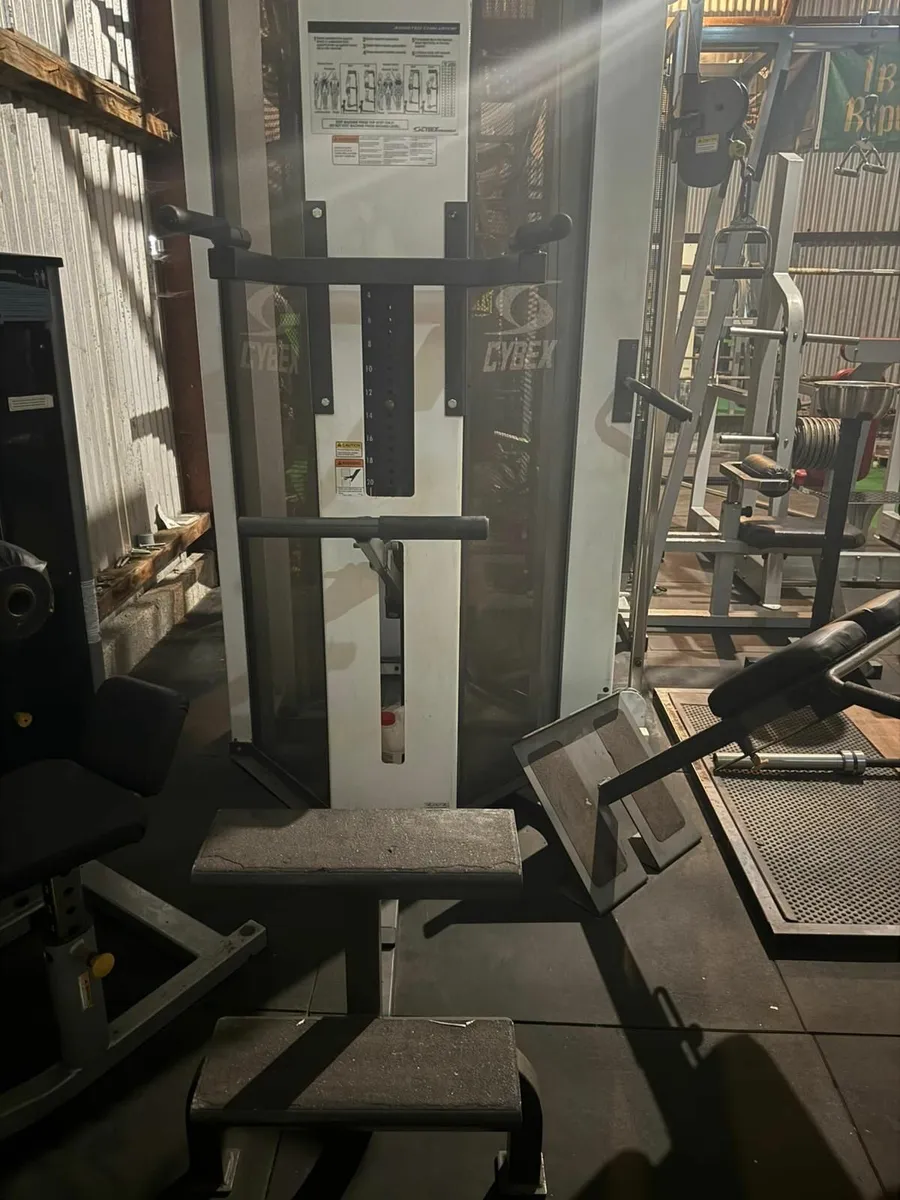 Cybex 8 Station 4 Stack Cable Crossover Commercial - Image 4