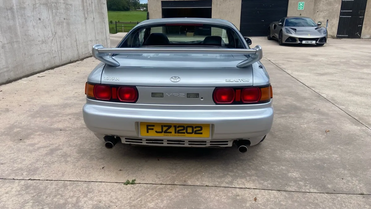 Toyota Mr2 - Image 4