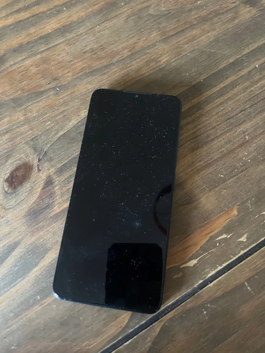 Phone - Image 2