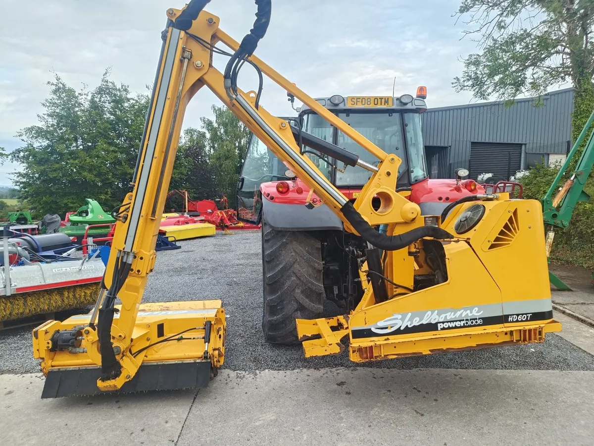 Shelbourne Reynolds 6 meter Telescopic Hedgecutter - Image 3