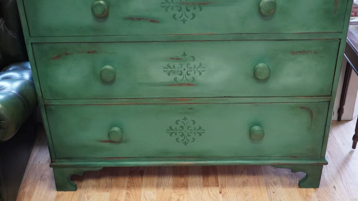Victorian Mahogany Chest of Drawers - Image 4